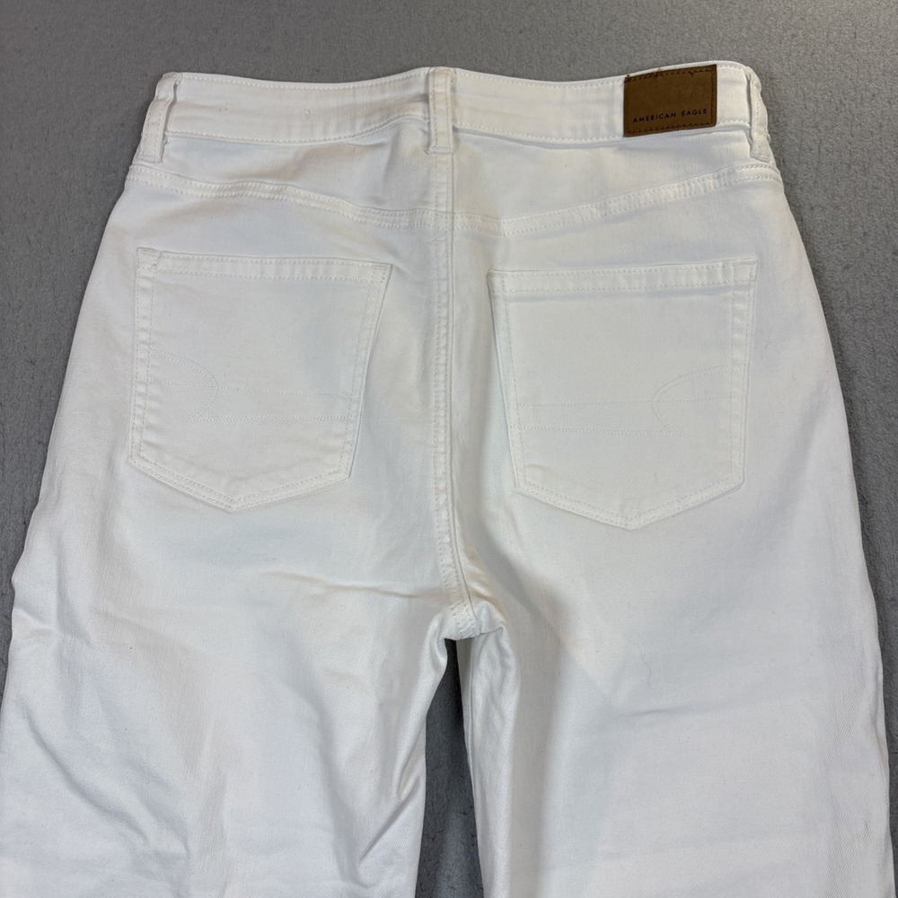 American Eagle Women Size 6 Mom Jean Stretch Regular High Rise White EUC - Picture 4 of 11